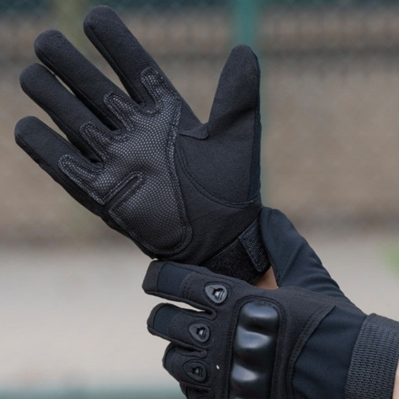 Tactical Gloves – Touchscreen Compatible, Windproof, Heat-Resistant, Warm Military-Style Outdoor Gloves